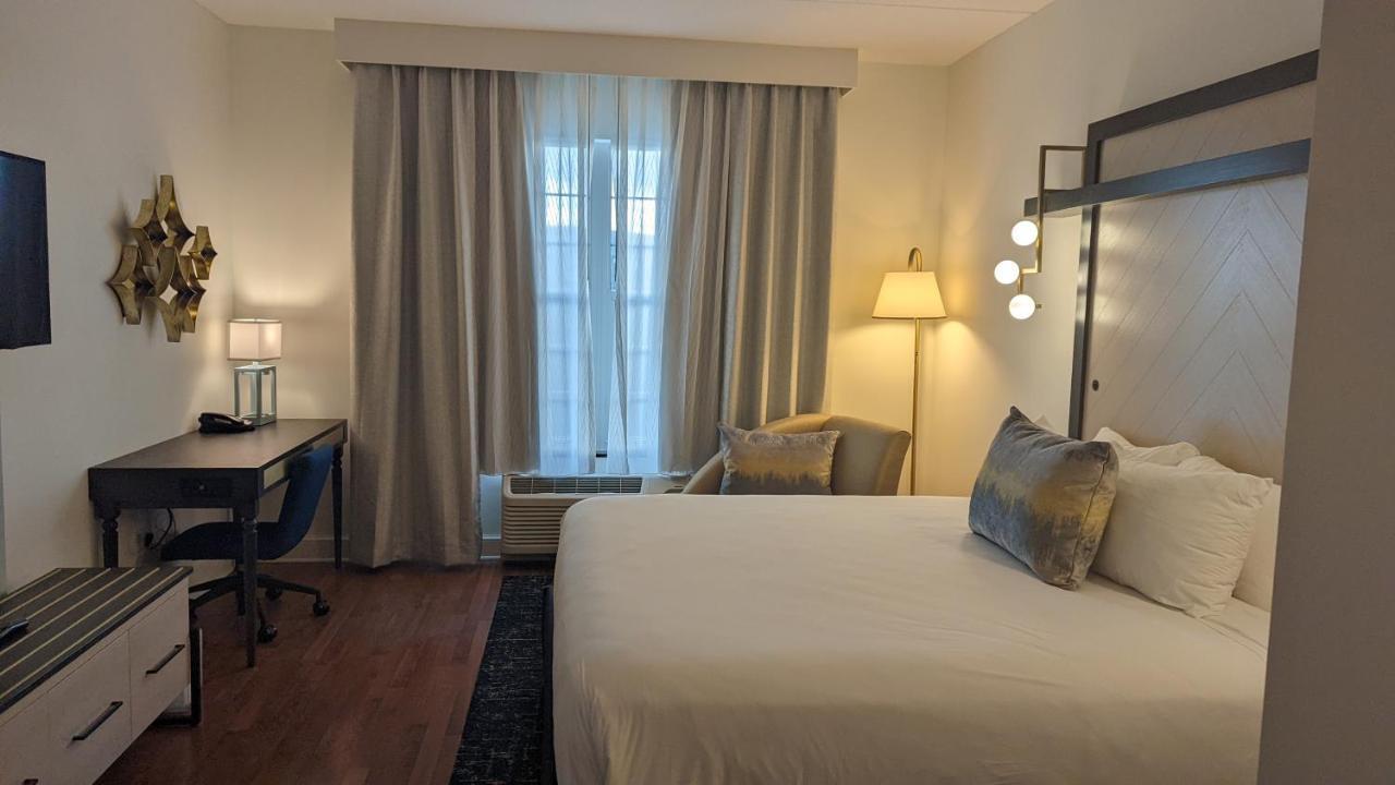 Hotel Indigo Jacksonville-Deerwood Park By Ihg Extérieur photo