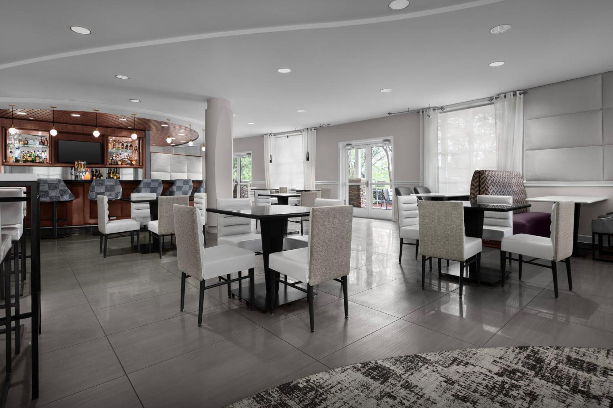 Hotel Indigo Jacksonville-Deerwood Park By Ihg Extérieur photo