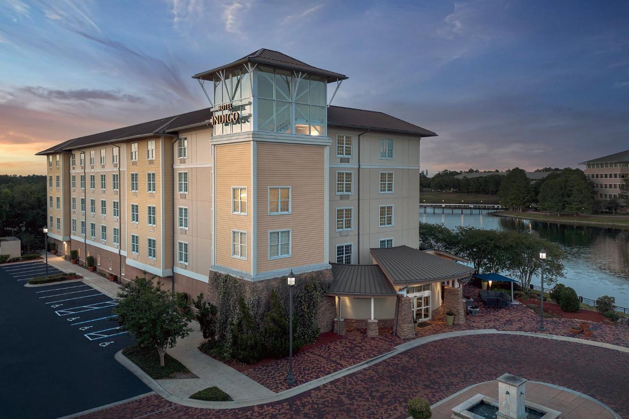 Hotel Indigo Jacksonville-Deerwood Park By Ihg Extérieur photo